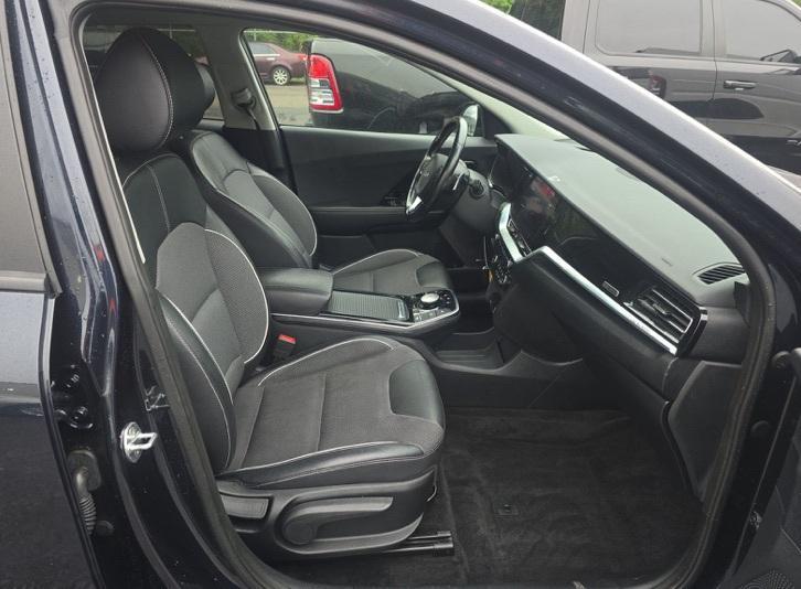 used 2022 Kia Niro EV car, priced at $20,900