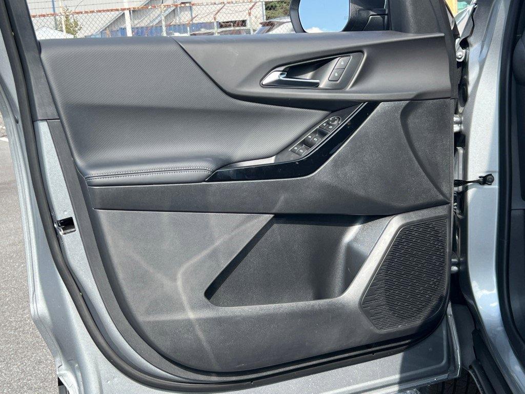new 2026 Chevrolet Equinox car, priced at $25,995
