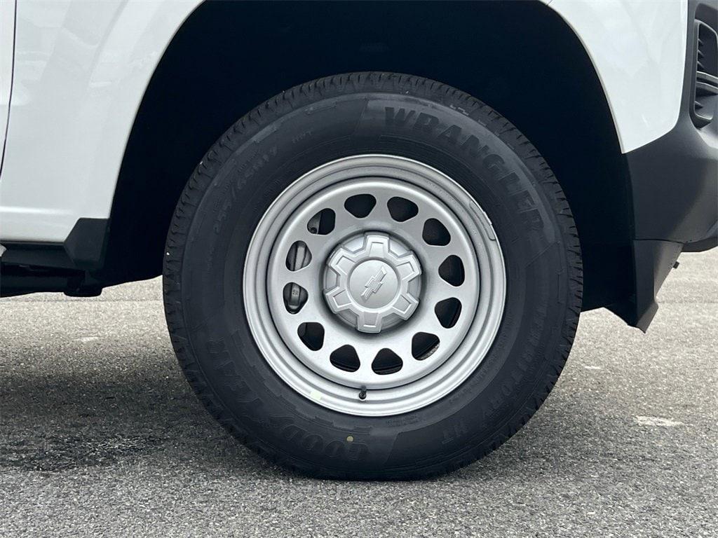 new 2026 Chevrolet Colorado car, priced at $35,365