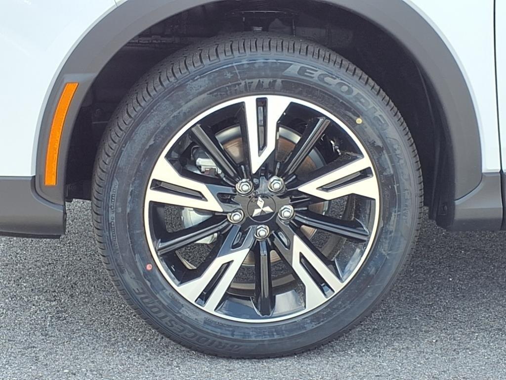 new 2025 Mitsubishi Eclipse Cross car, priced at $34,280