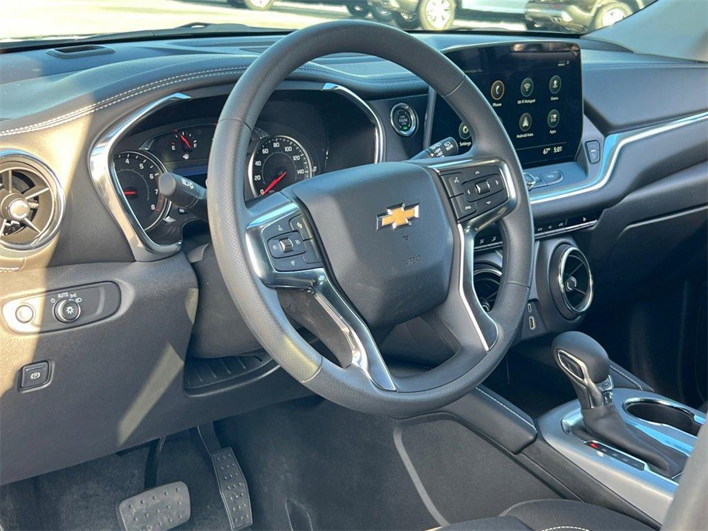 new 2025 Chevrolet Blazer car, priced at $32,080