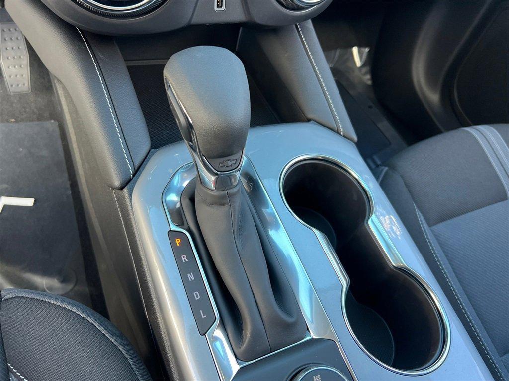 new 2025 Chevrolet Blazer car, priced at $32,080