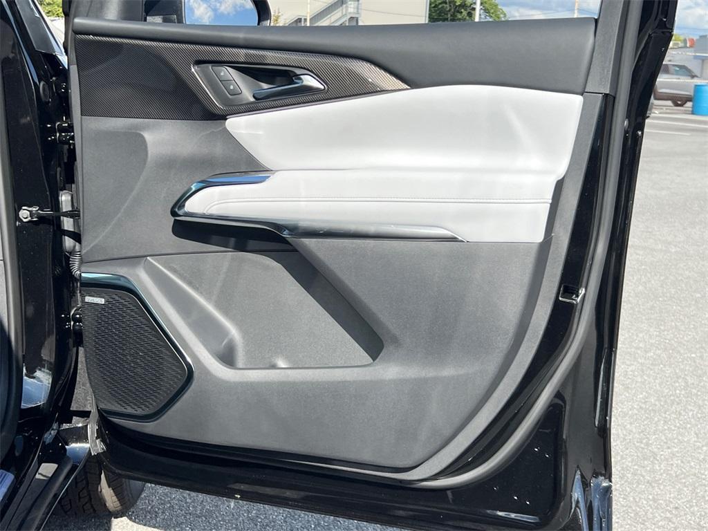new 2026 Chevrolet Traverse car, priced at $58,195