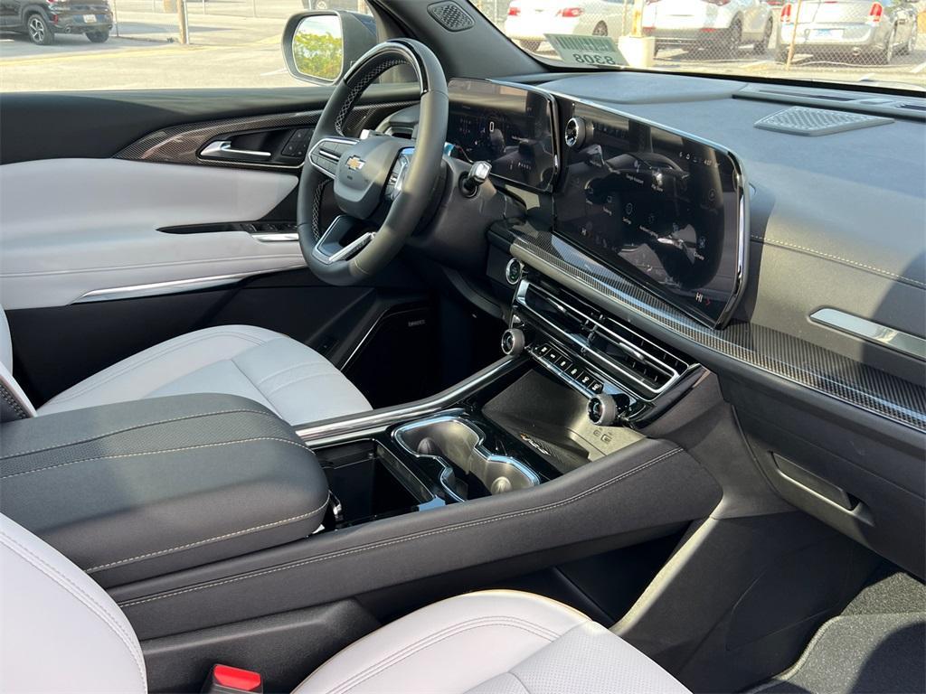 new 2026 Chevrolet Traverse car, priced at $58,195