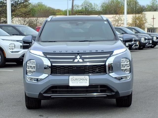 new 2025 Mitsubishi Outlander car, priced at $45,930