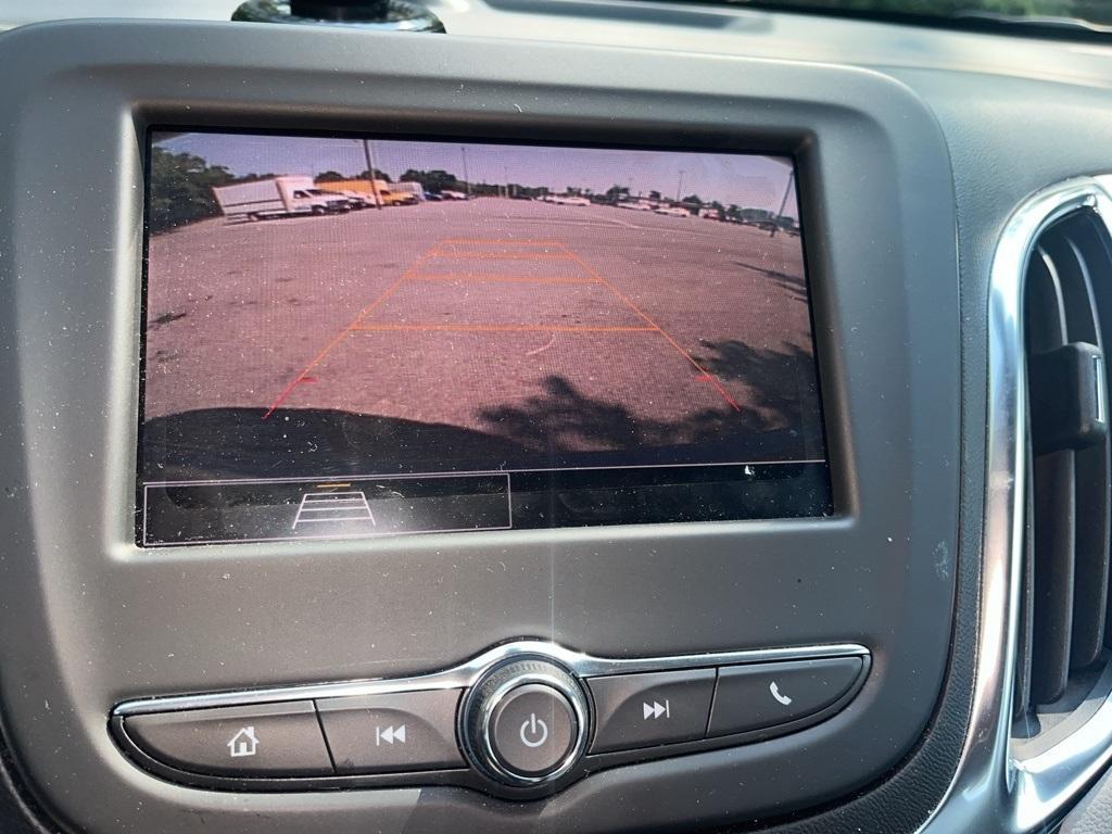 used 2022 Chevrolet Equinox car, priced at $19,500