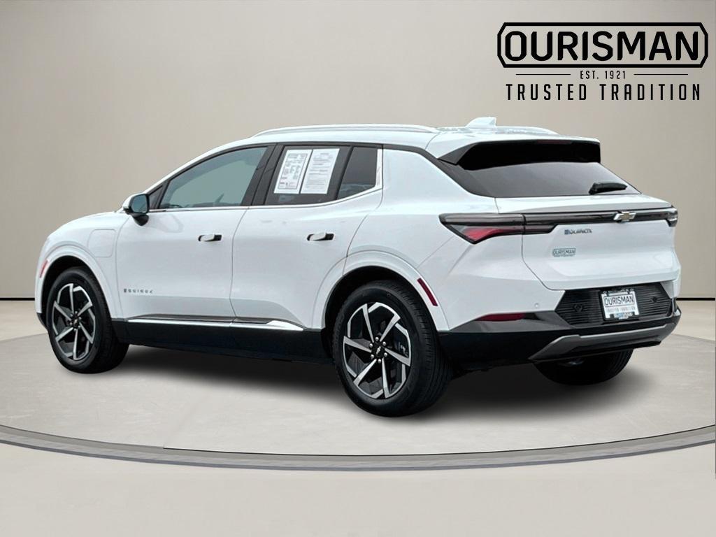 used 2025 Chevrolet Equinox EV car, priced at $24,000