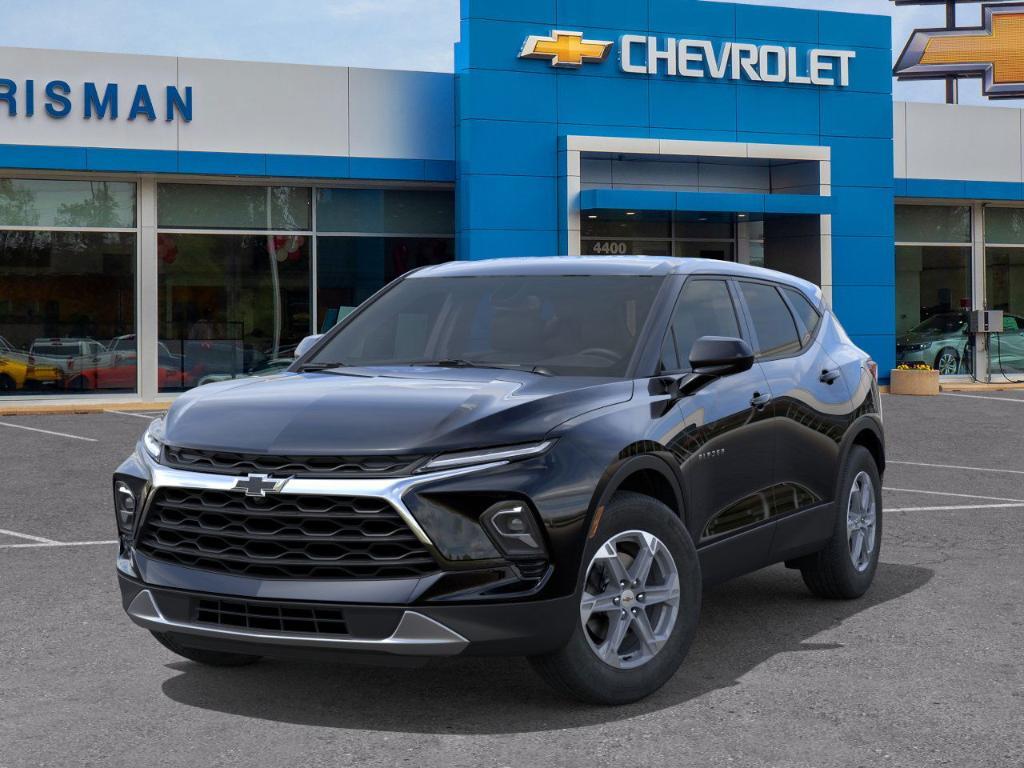 new 2025 Chevrolet Blazer car
