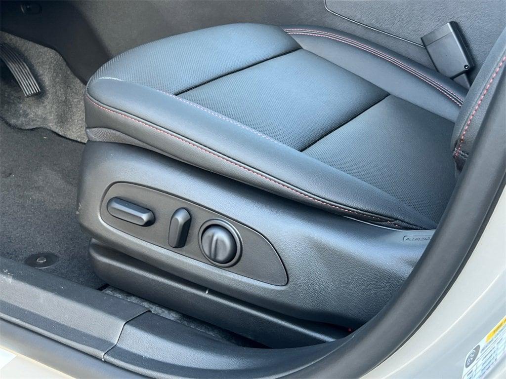 new 2026 Chevrolet Trax car, priced at $28,385