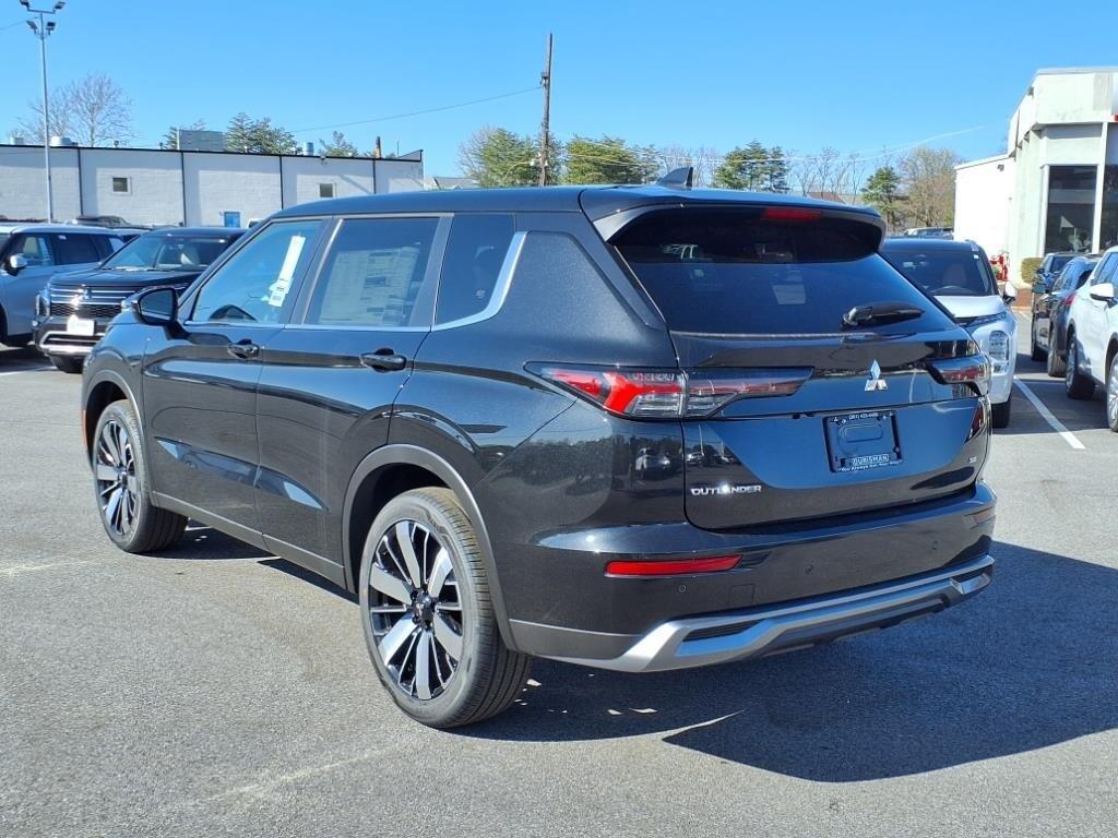 new 2025 Mitsubishi Outlander car, priced at $40,625