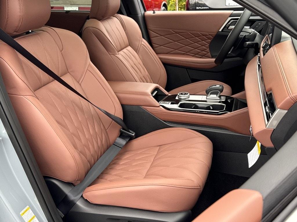 new 2025 Mitsubishi Outlander car, priced at $46,310