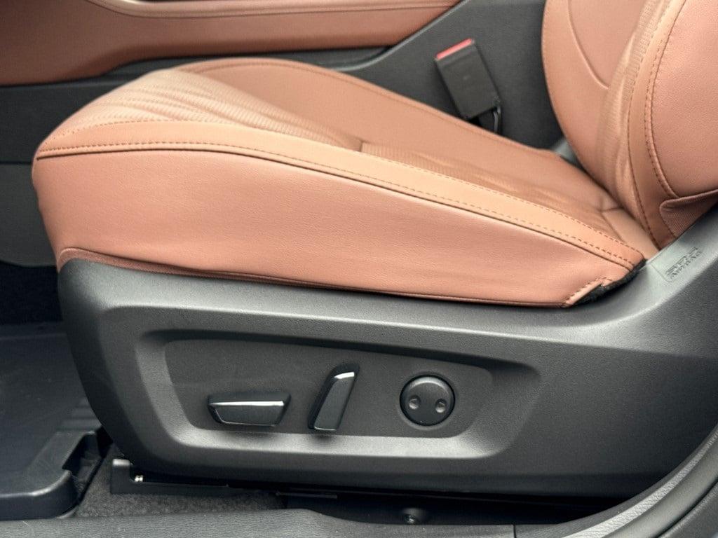 new 2025 Mitsubishi Outlander car, priced at $46,310