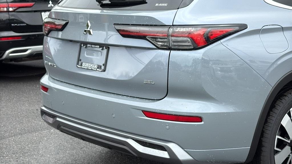 new 2025 Mitsubishi Outlander car, priced at $46,310