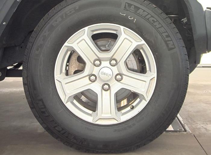used 2021 Jeep Wrangler Unlimited car, priced at $26,900
