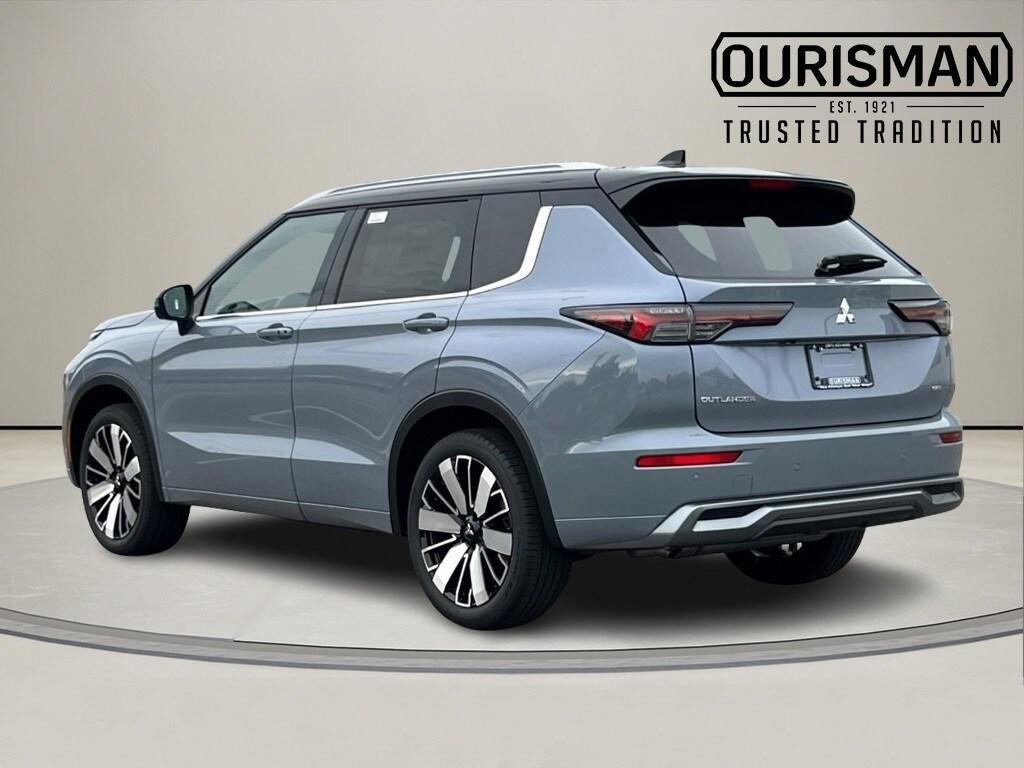 new 2025 Mitsubishi Outlander car, priced at $47,050