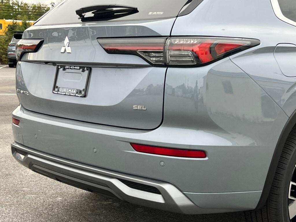 new 2025 Mitsubishi Outlander car, priced at $47,050