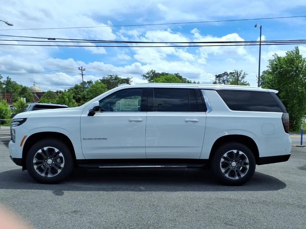 new 2025 Chevrolet Suburban car, priced at $63,330