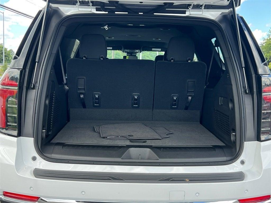 new 2025 Chevrolet Suburban car, priced at $58,595