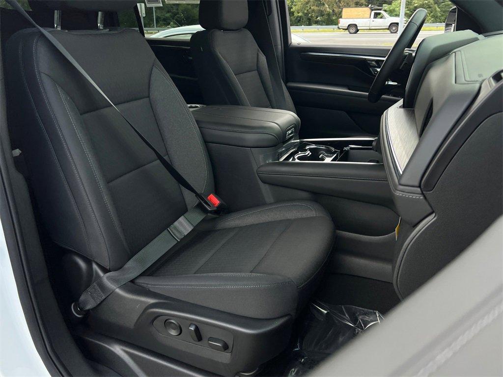 new 2025 Chevrolet Suburban car, priced at $58,595