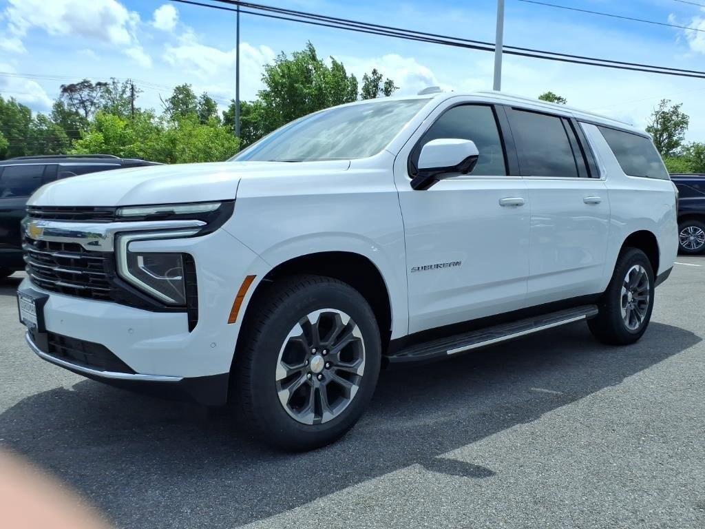new 2025 Chevrolet Suburban car, priced at $64,900