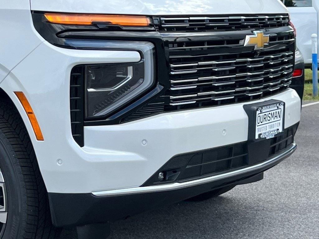 new 2025 Chevrolet Suburban car, priced at $83,880