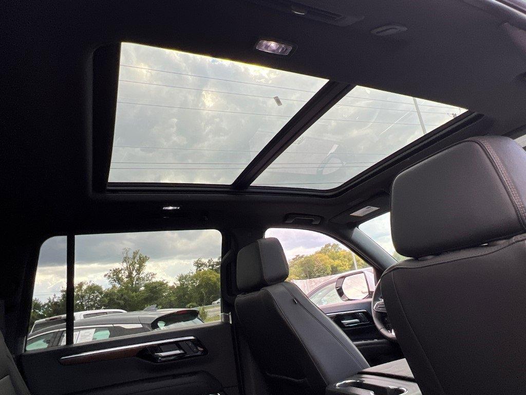 new 2025 Chevrolet Suburban car, priced at $83,880