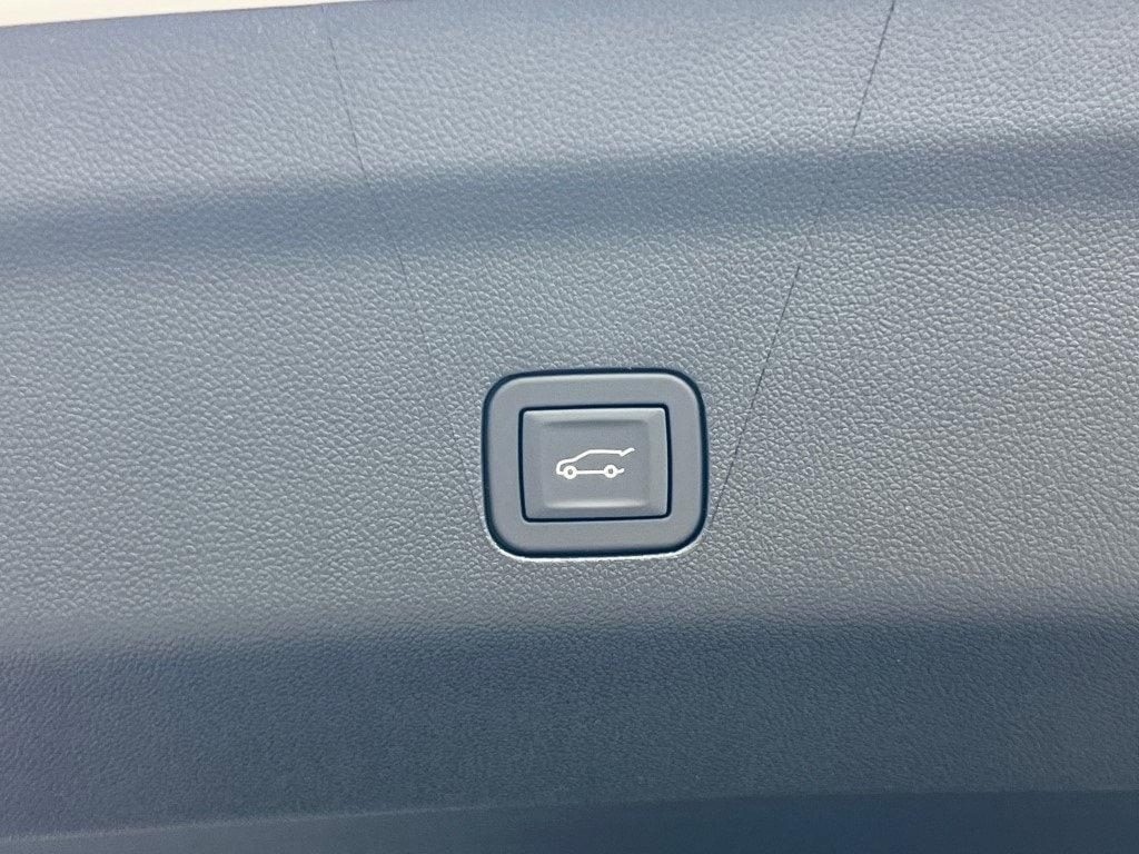 new 2025 Chevrolet Suburban car, priced at $83,880