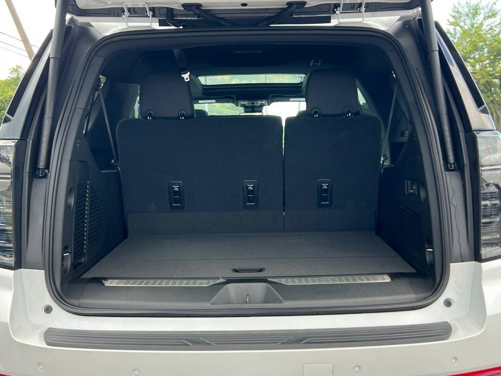 new 2025 Chevrolet Suburban car, priced at $83,880