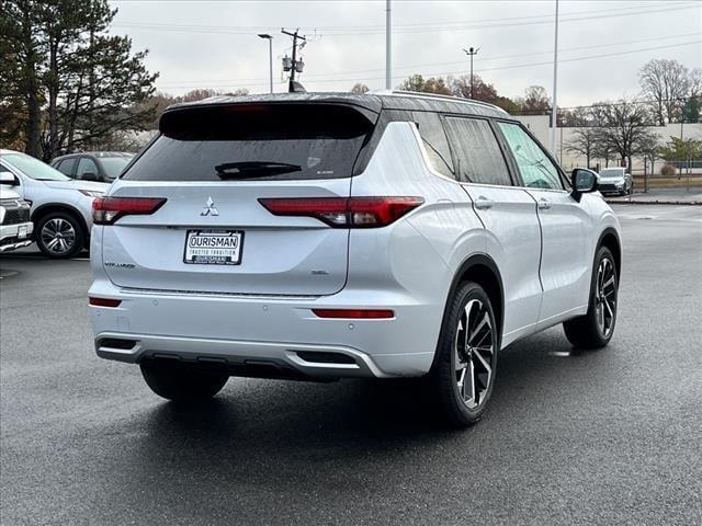 new 2024 Mitsubishi Outlander car, priced at $42,470