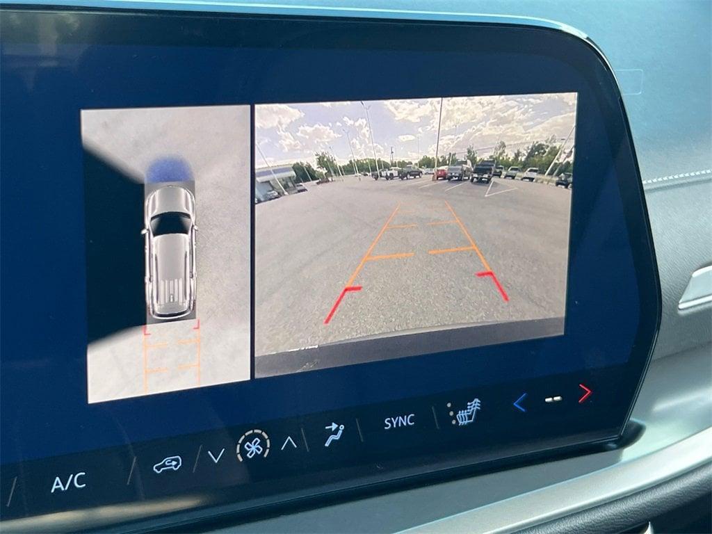 new 2026 Chevrolet Traverse car, priced at $39,920