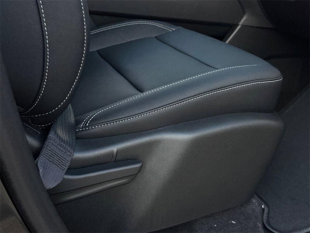 new 2026 Chevrolet Traverse car, priced at $39,920