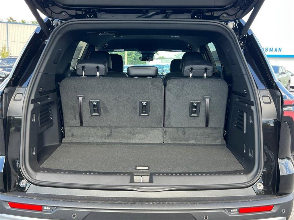 new 2026 Chevrolet Traverse car, priced at $39,920