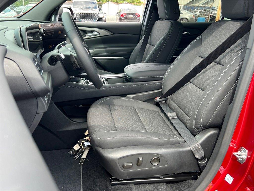 new 2026 Chevrolet Traverse car, priced at $37,415