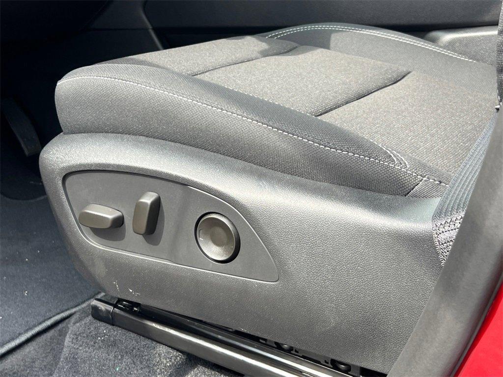 new 2026 Chevrolet Traverse car, priced at $37,415