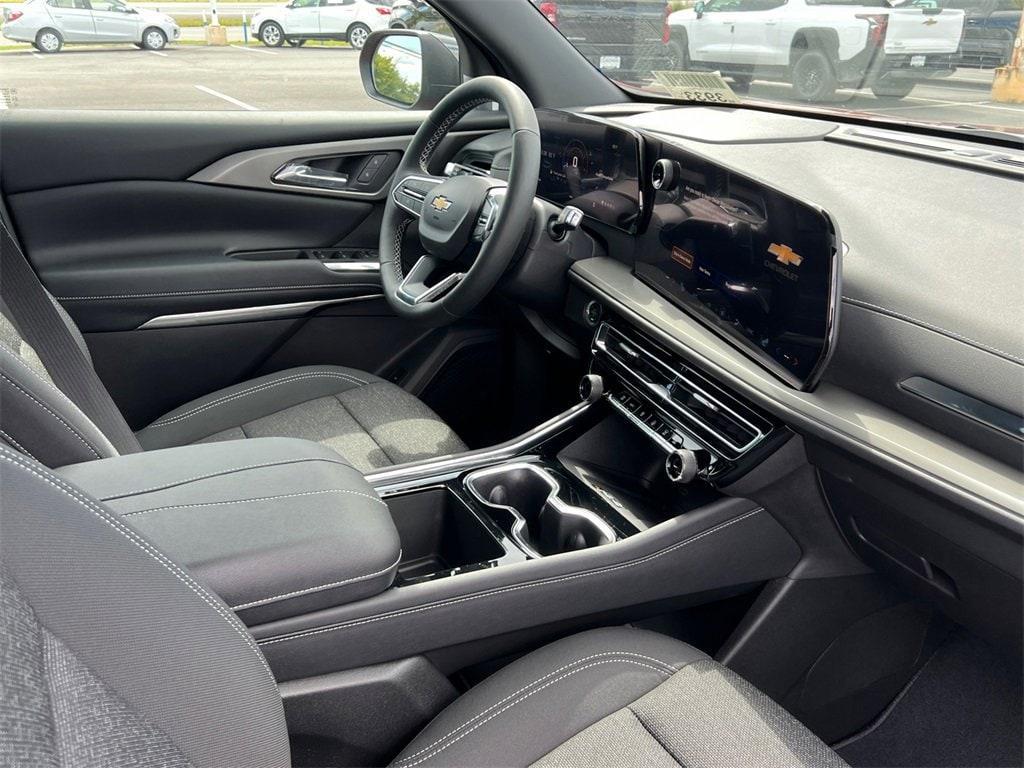 new 2026 Chevrolet Traverse car, priced at $37,415