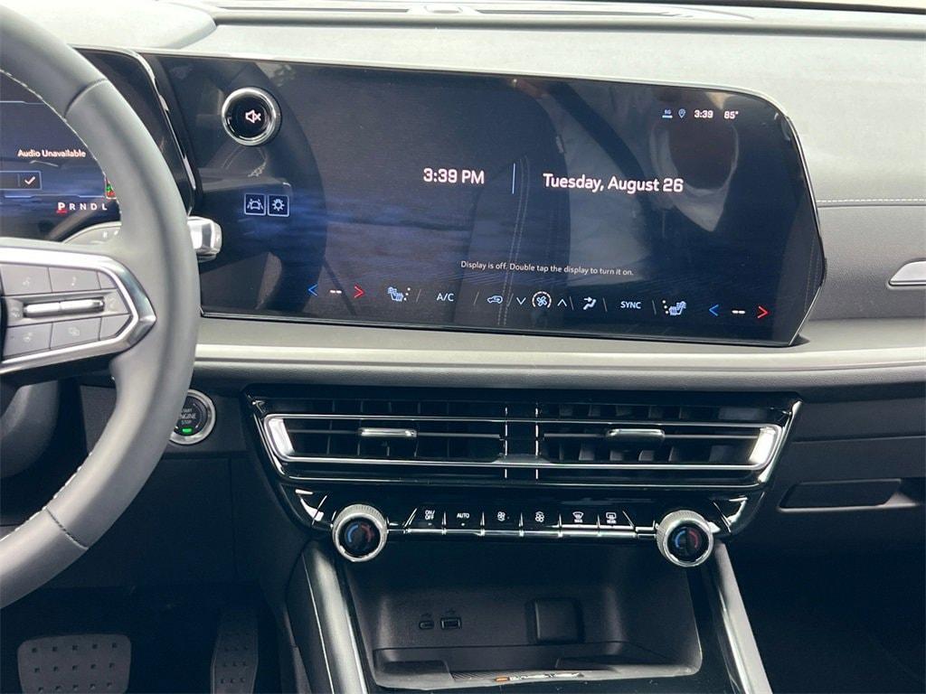 new 2026 Chevrolet Traverse car, priced at $37,415