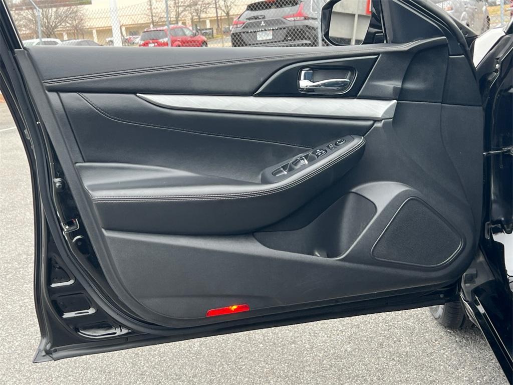 used 2018 Nissan Maxima car, priced at $13,000