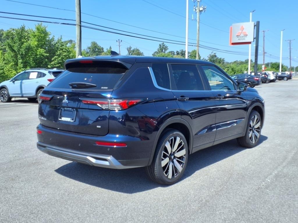 new 2025 Mitsubishi Outlander car