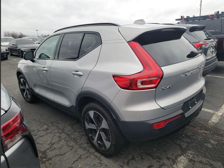 used 2023 Volvo XC40 car, priced at $28,995