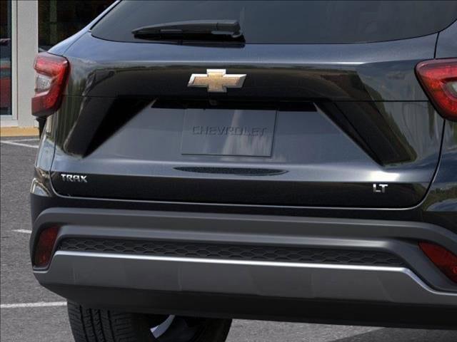 new 2025 Chevrolet Trax car, priced at $22,995