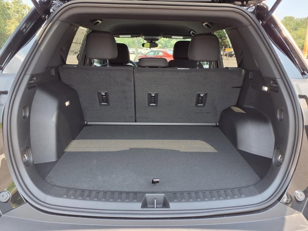 new 2026 Chevrolet Equinox car, priced at $29,295