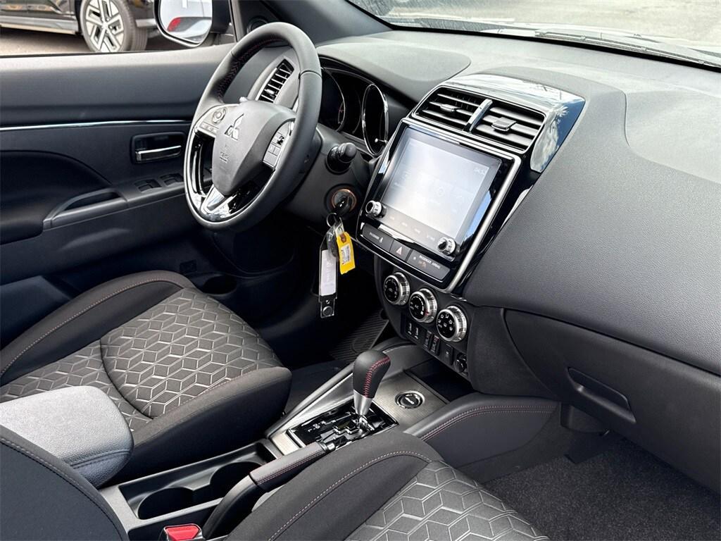 new 2025 Mitsubishi Outlander Sport car, priced at $31,515