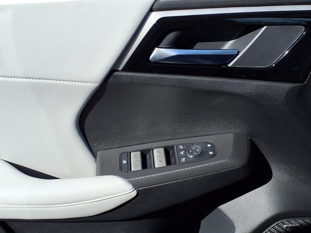 new 2025 Mitsubishi Outlander car, priced at $37,465