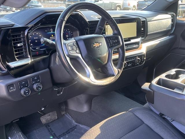 used 2022 Chevrolet Silverado 1500 car, priced at $33,700