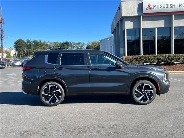 new 2024 Mitsubishi Outlander car, priced at $35,420