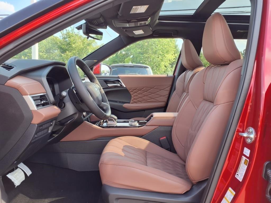 new 2025 Mitsubishi Outlander car, priced at $46,995
