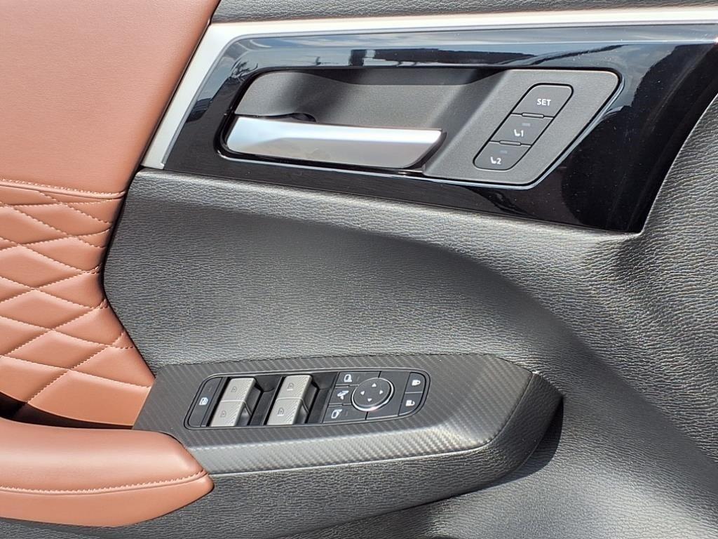 new 2025 Mitsubishi Outlander car, priced at $46,995