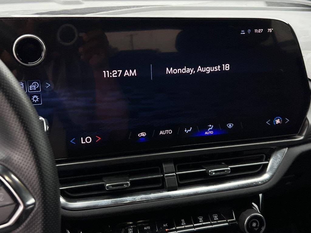 used 2025 Chevrolet Equinox EV car, priced at $24,000