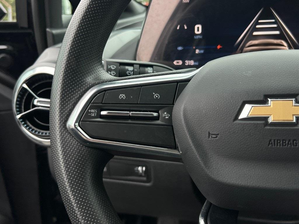 used 2025 Chevrolet Equinox EV car, priced at $24,000