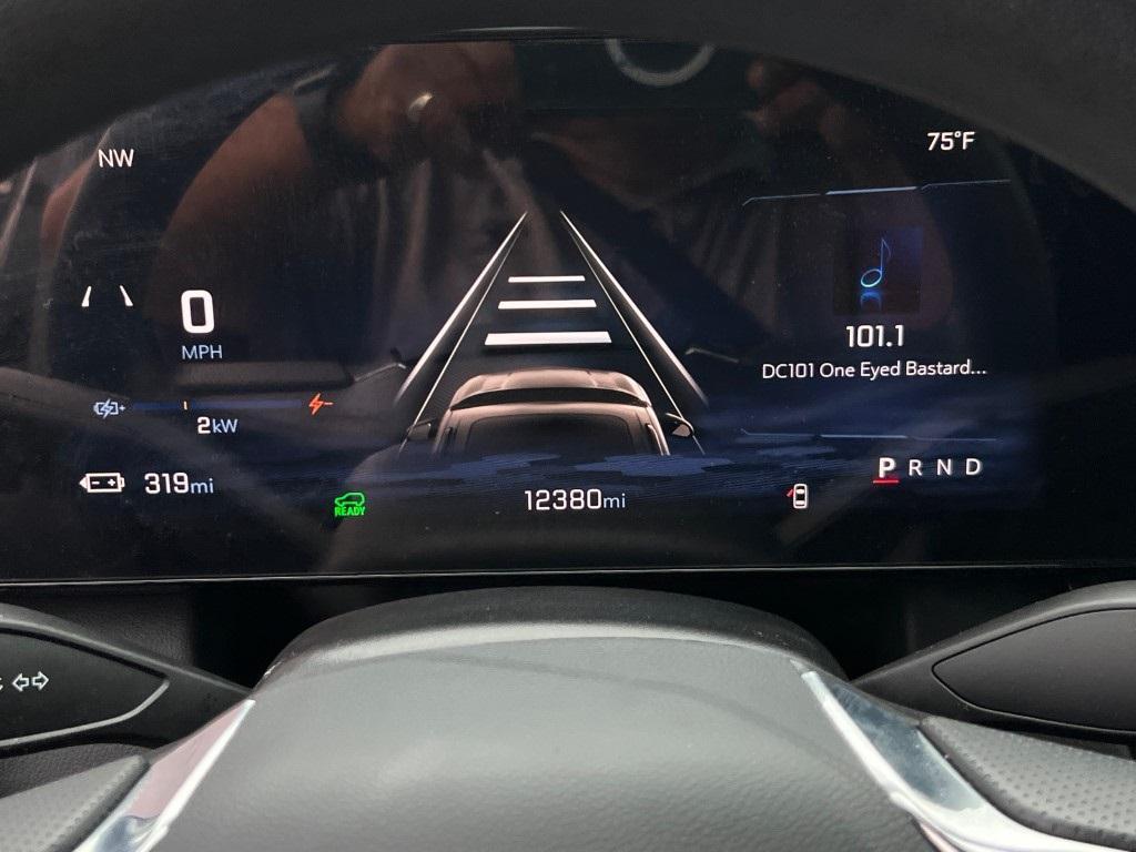 used 2025 Chevrolet Equinox EV car, priced at $24,000